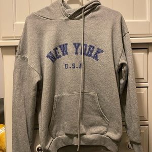 Casual Sweatshirt w/ Fleece Lining